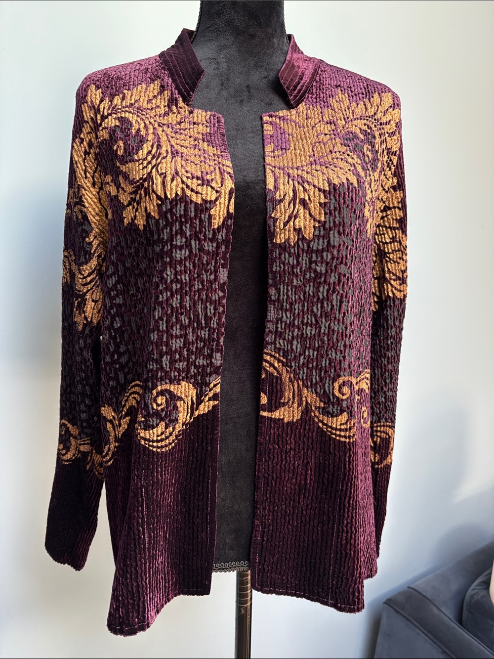 Travelers by Chico’s Burgundy & Gold OpenFront Cardigan Burnout Velvet L/12